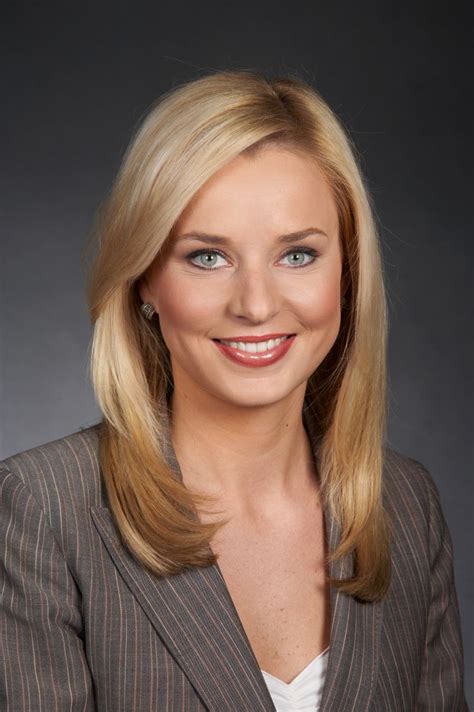 sandra fox news host|Sandra Smith (reporter): Bio, Height, Weight,。